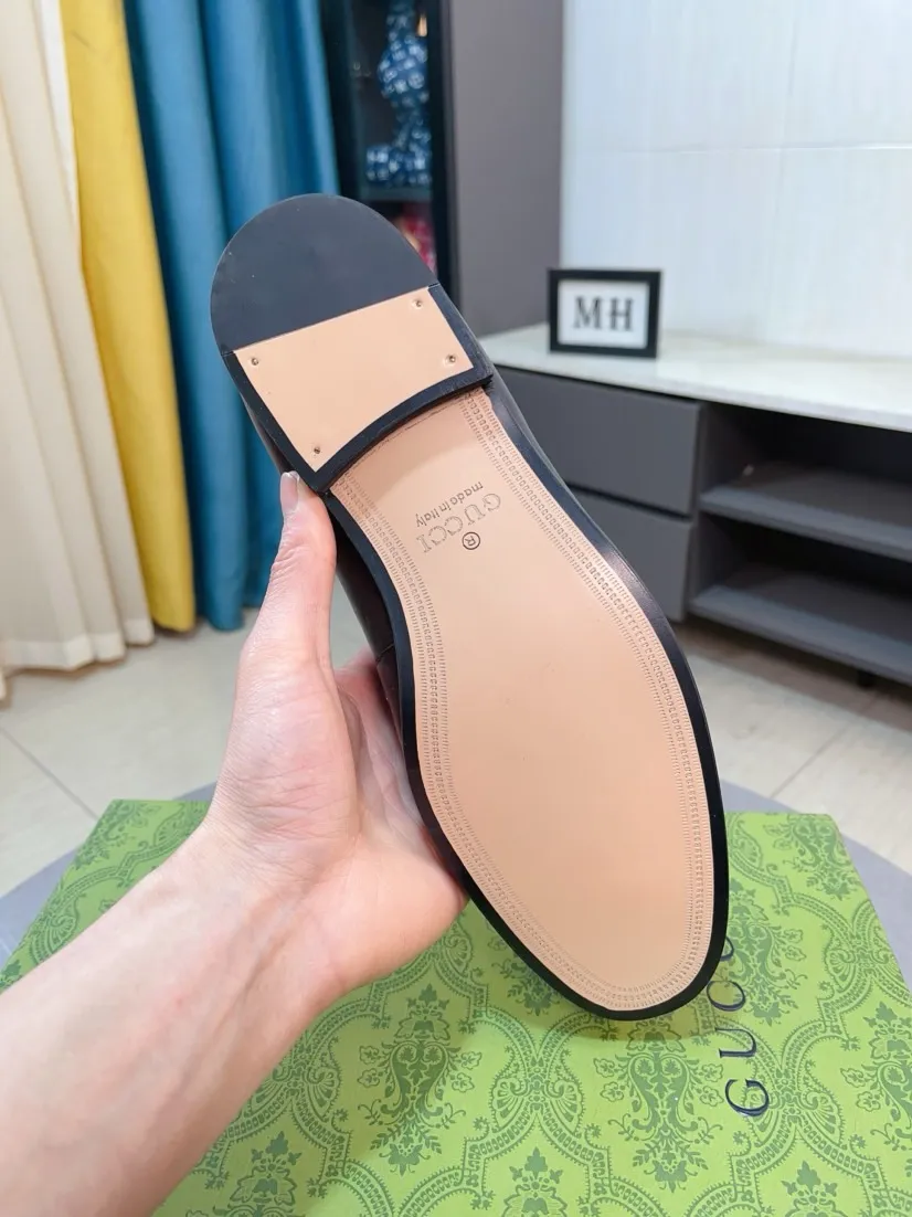 Men's shoes 💰500🌹🌹【GUCCI】The most popular classic Gucci leather shoes. Synchronized with the official website, the upper is made of Italian first-layer cowhide ➕cowhide lining, with unique brand and unique craftsmanship. Highlighting the hot style of the new year. Stop hesitating, stop wandering, get it now. Number: 38--44